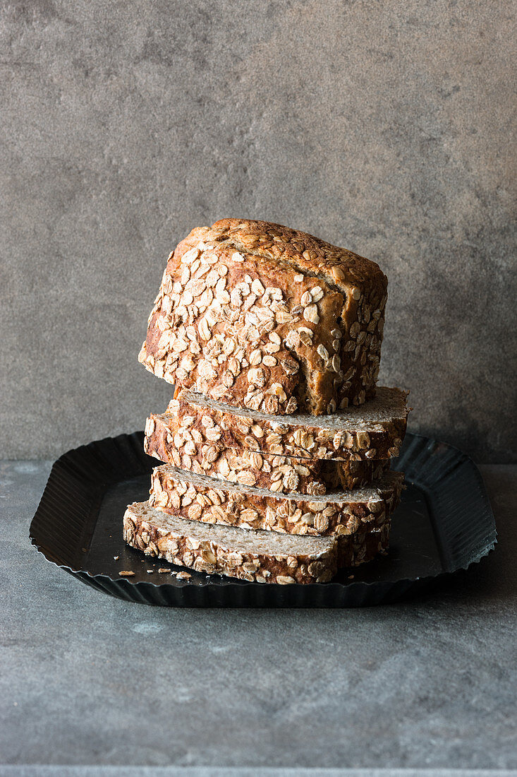 Five-grain and flake bread