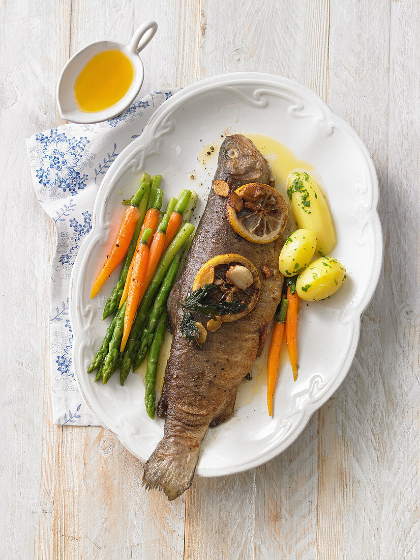 Roasted trout with vegetables