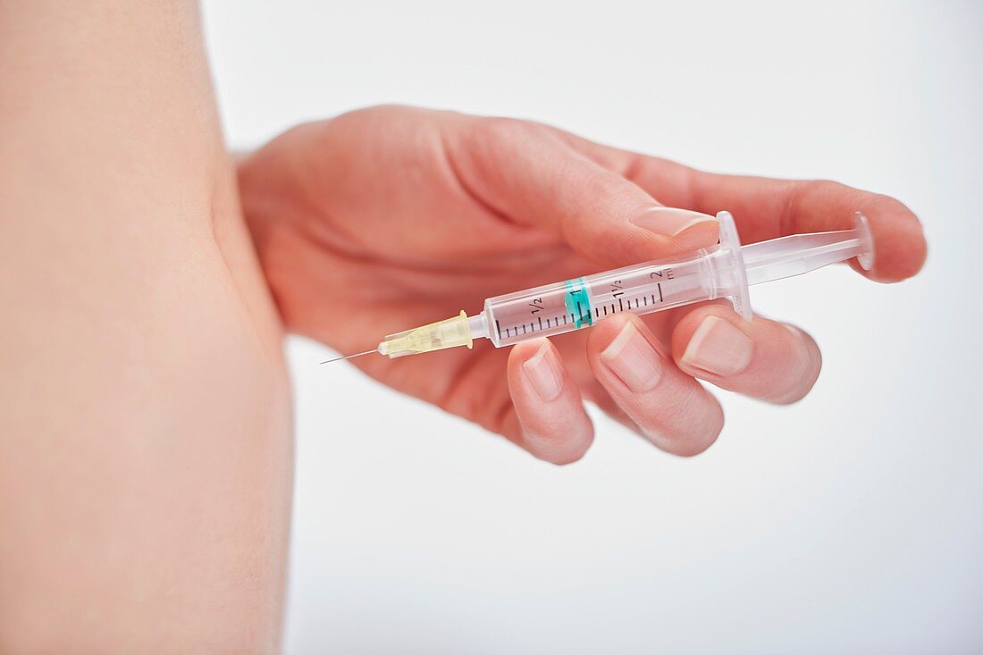 Self injection for IVF