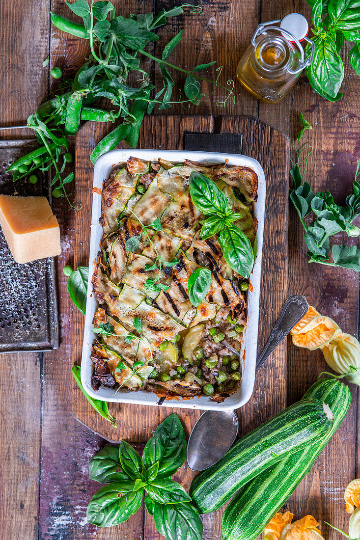 Zucchini-Erbsen-Auflauf mit Hackfleisch