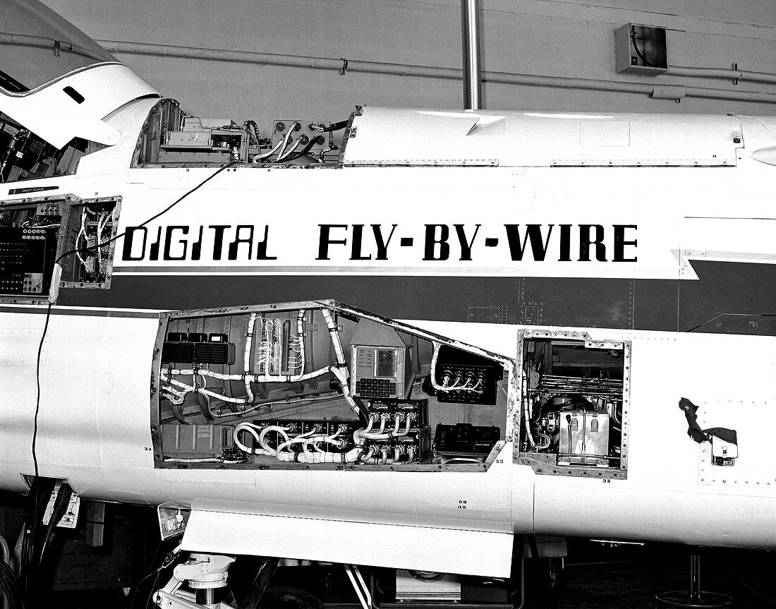 F-8 Digital Fly-By-Wire test flight aircraft,1970s