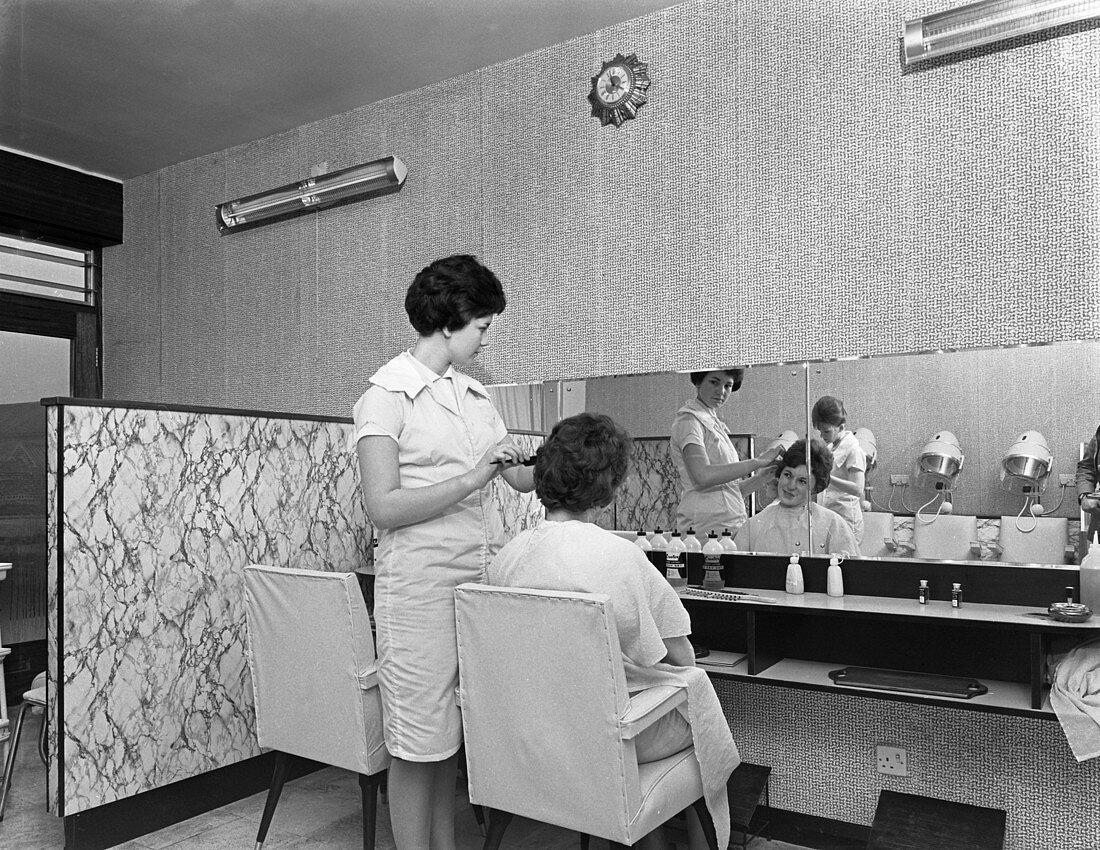 Hairdressers' salon, Armthorpe, South Yorkshire, 1961