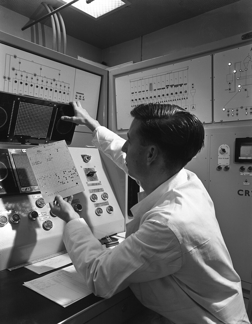 Production line control room, 1962