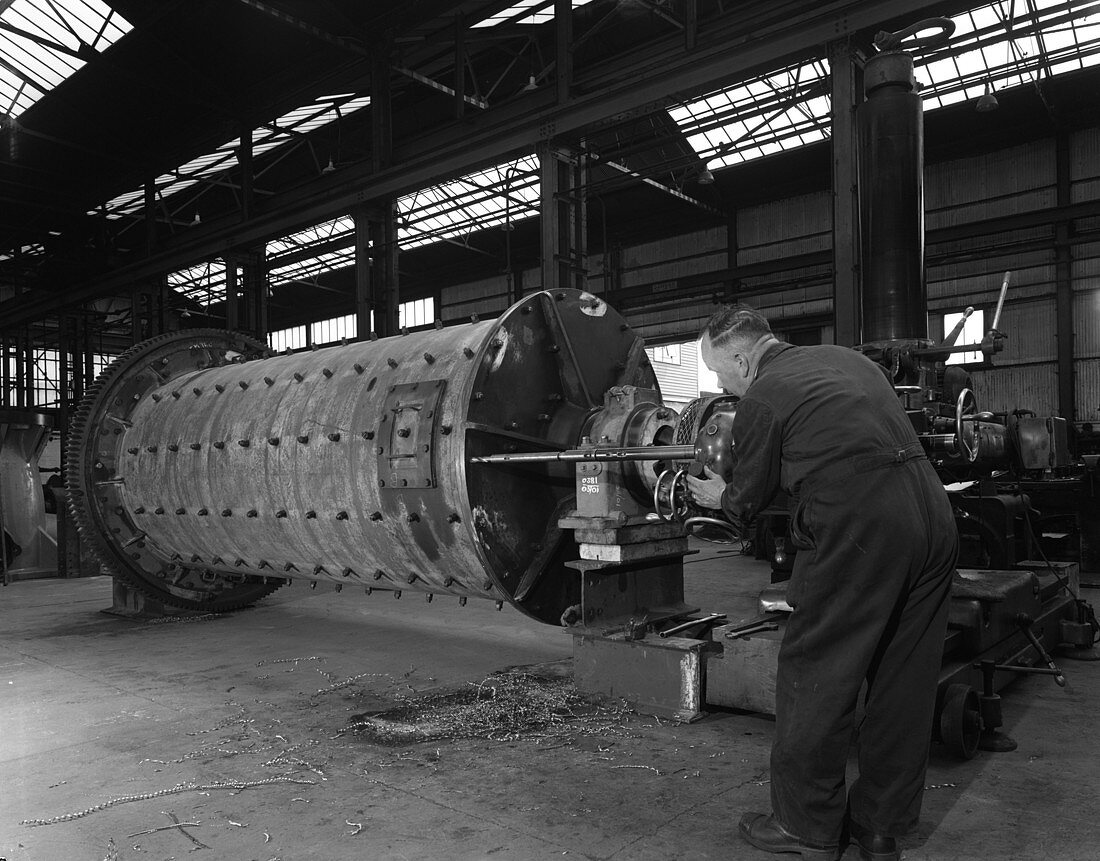 Fabrication of a ball mill, 1963