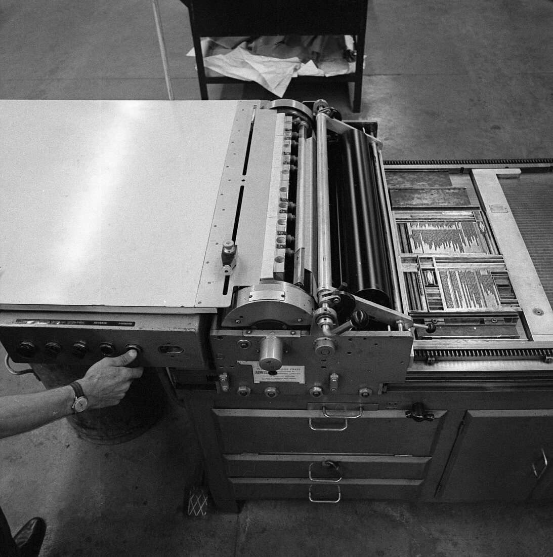 Proofing press with plates, 1968