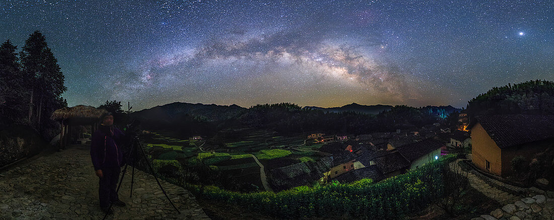 Milky Way over Kaihua, China