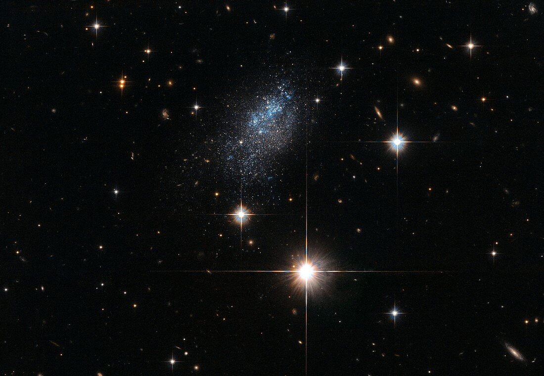 Galaxy ESO 376-16, HST image