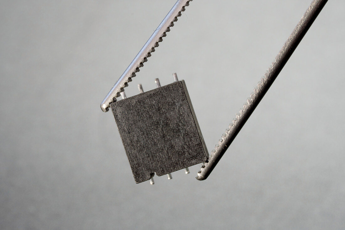 Micro-chip quantum processor, conceptual image