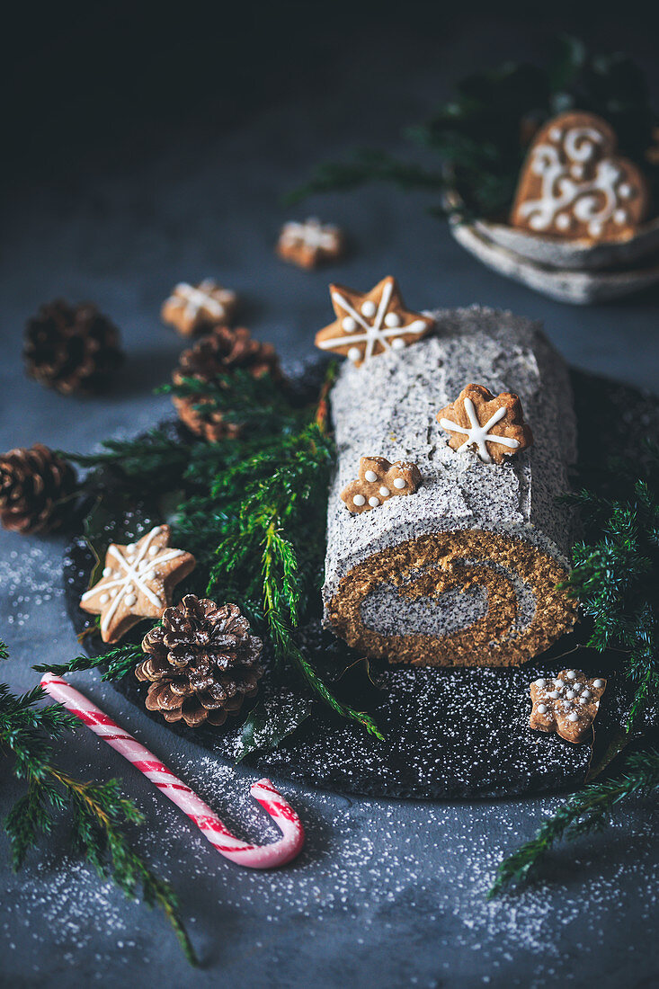 Gingerbread roll cake with poppy seed filling
