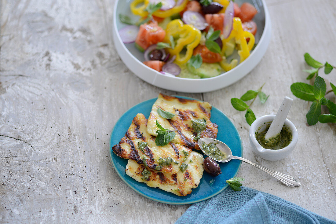 Haloumi with pesto and a vegetable salad