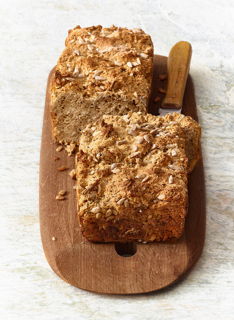Potato and sunflower seed bread