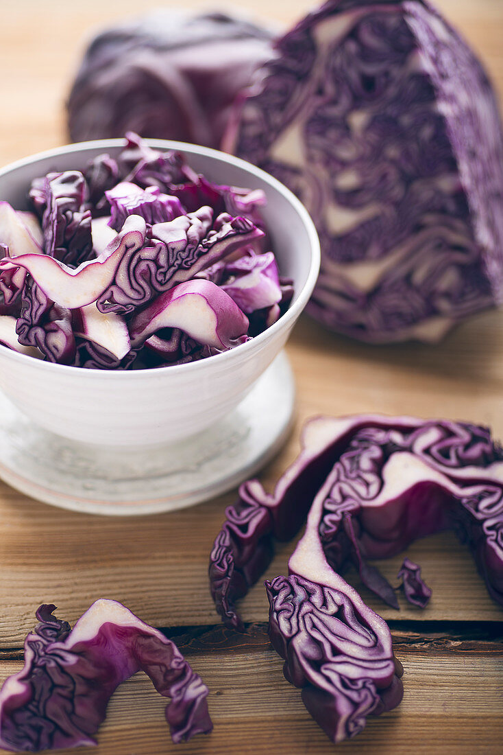 Red cabbage, partly cut into strips