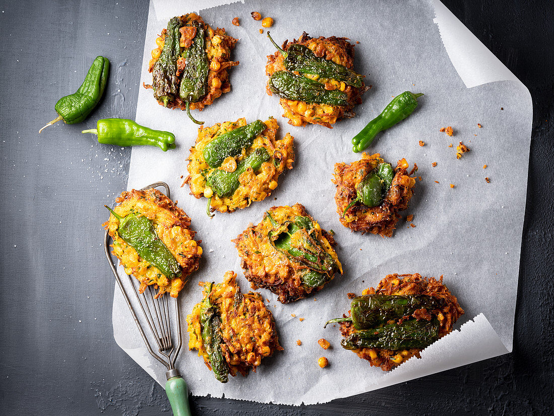 Fritters with green chilli peppers