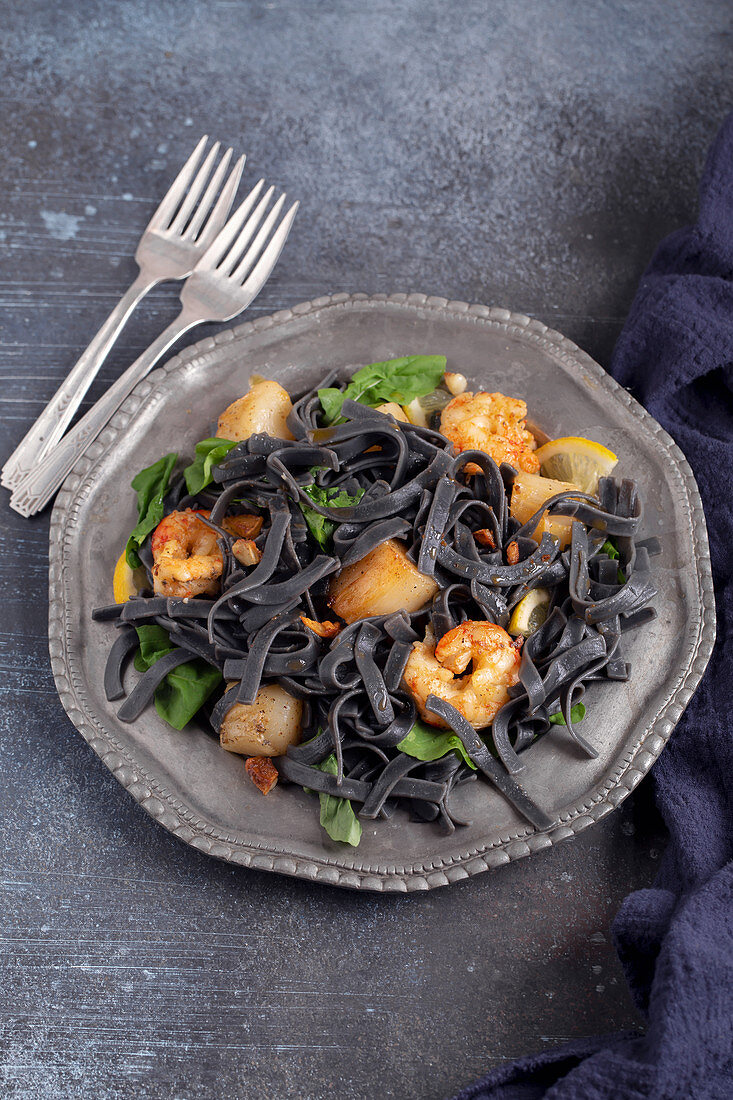 Black pasta with shrimp and scallops