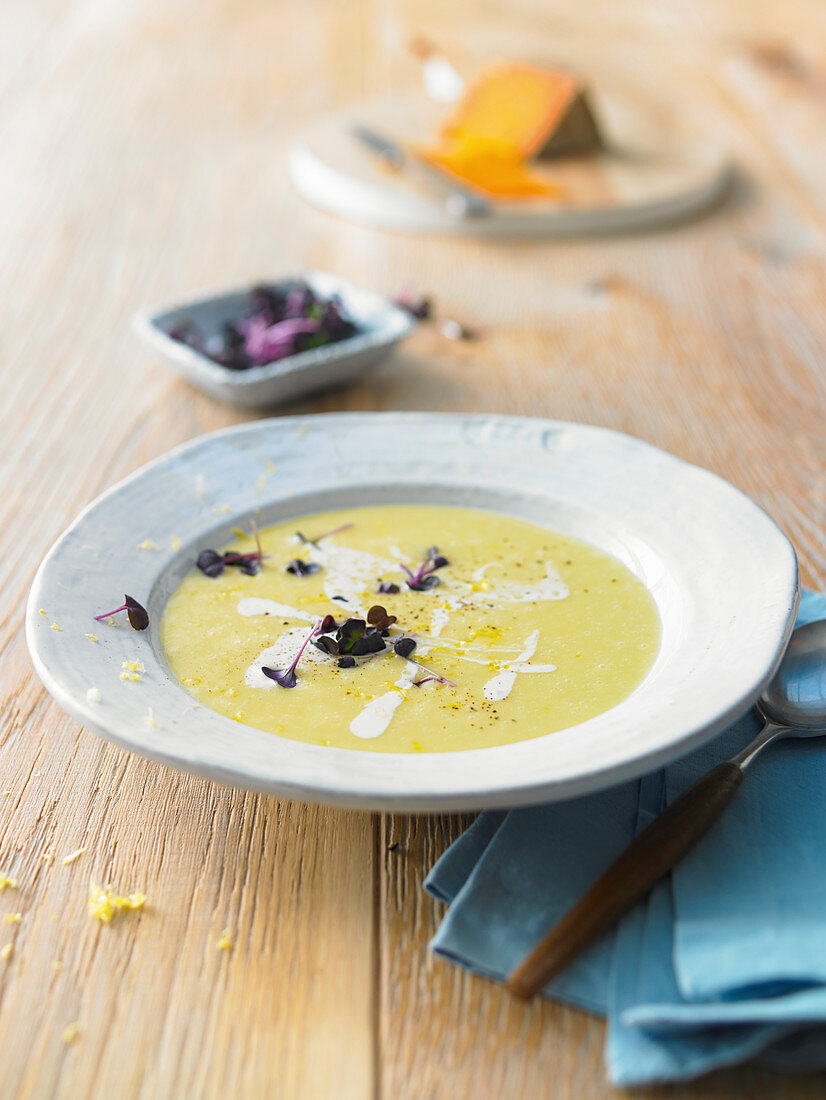 Potato and leek soup with cheddar and cress