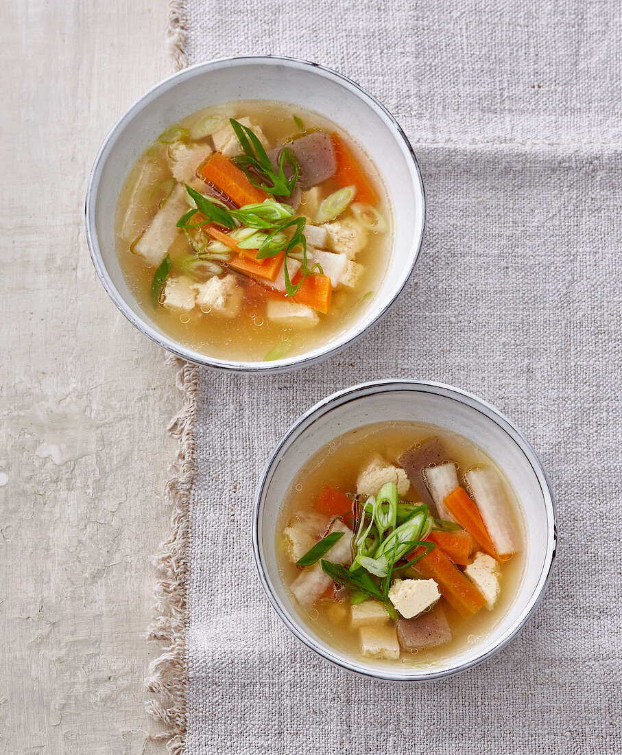 Dashi broth with knjac, tofu, radish and carrots (Japan)