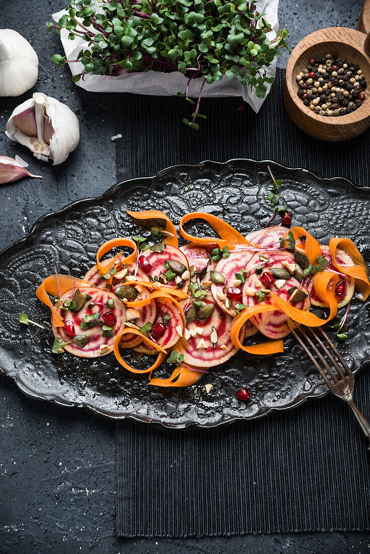 Veganer Ringelbete-Karotten-Salat