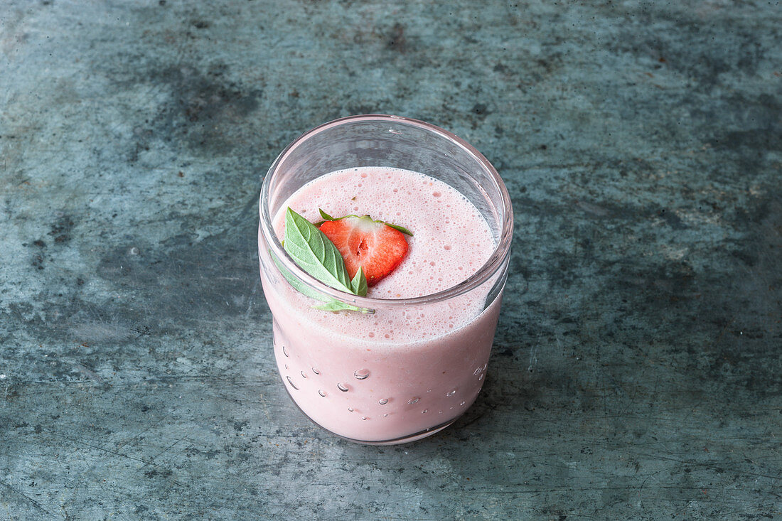 Strawberry buttermilk with basil