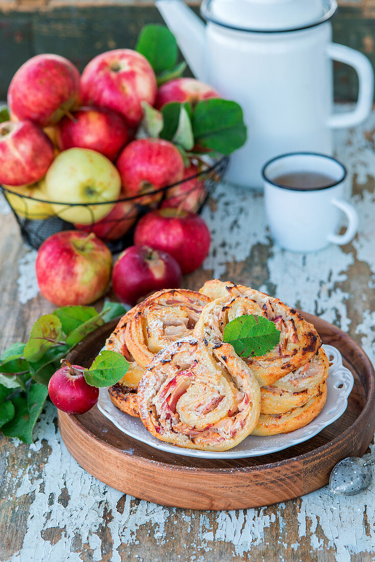 Apple pastries