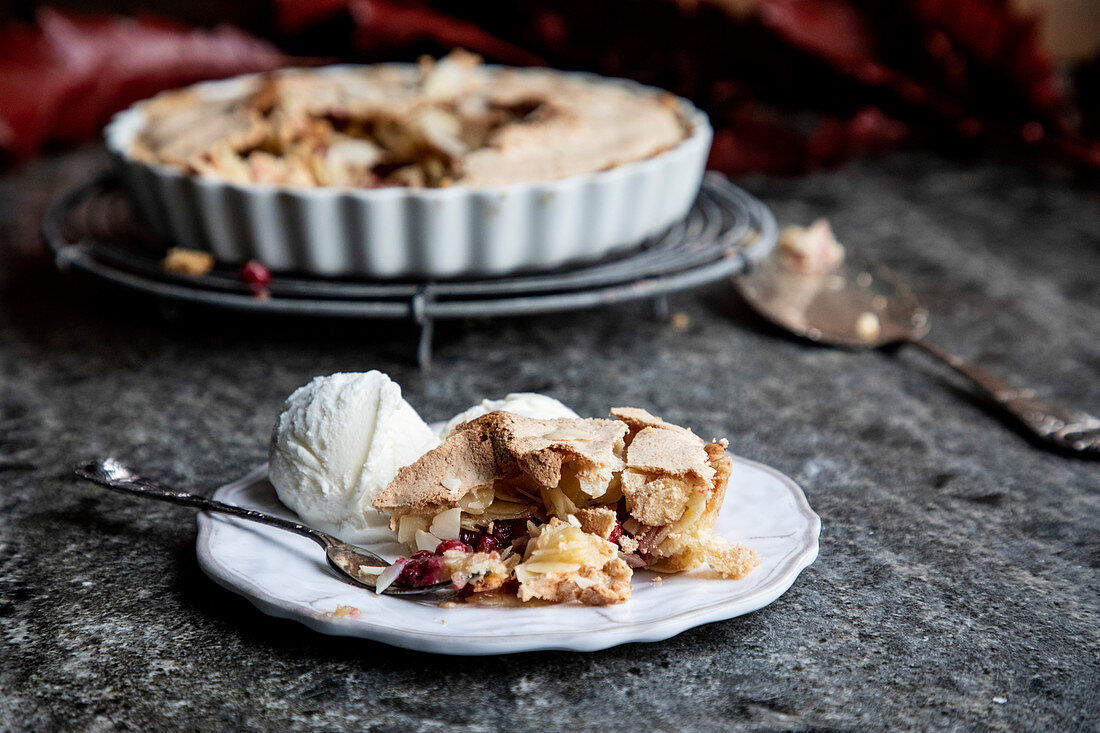 Lingonberry pie with vanilla ice cream