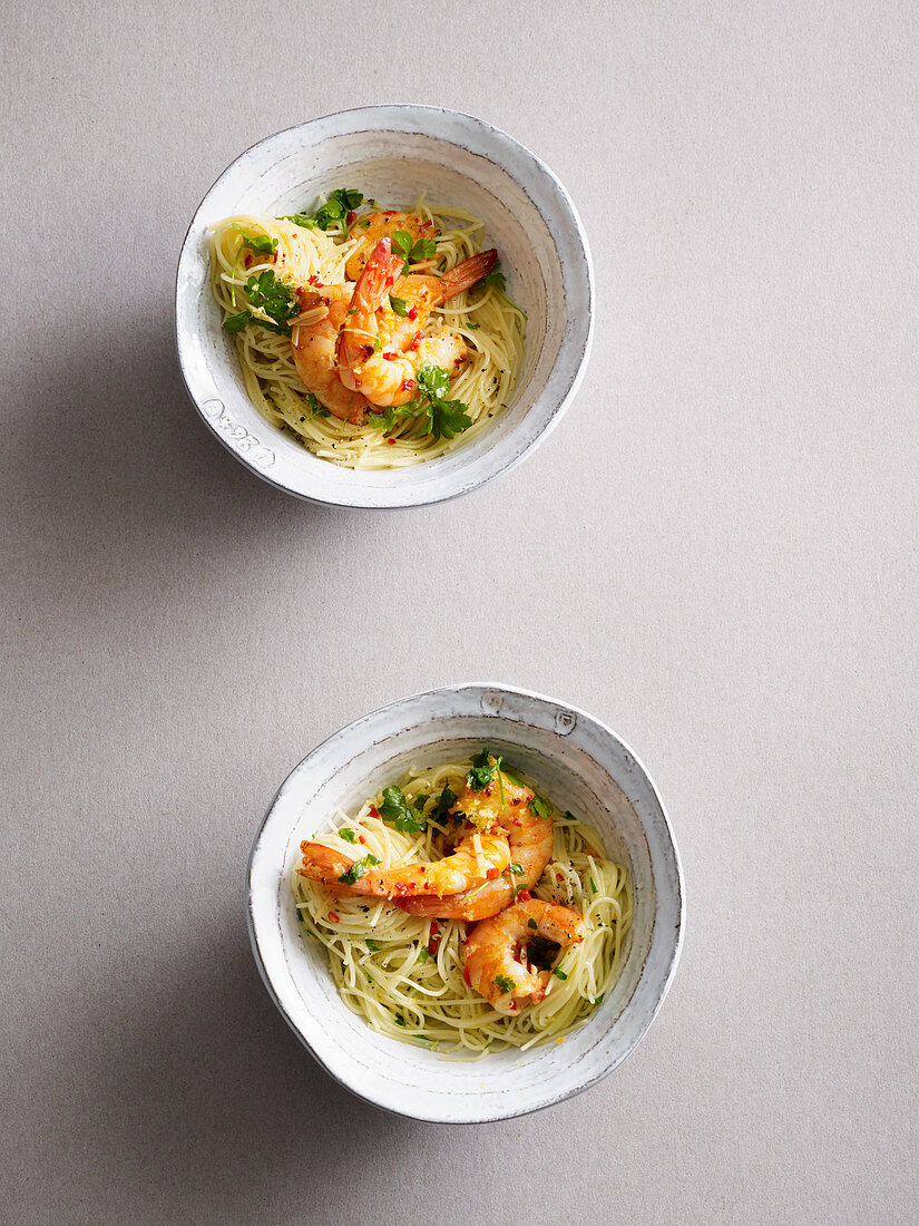 Prawn and lemon spaghetti (one pot pasta)