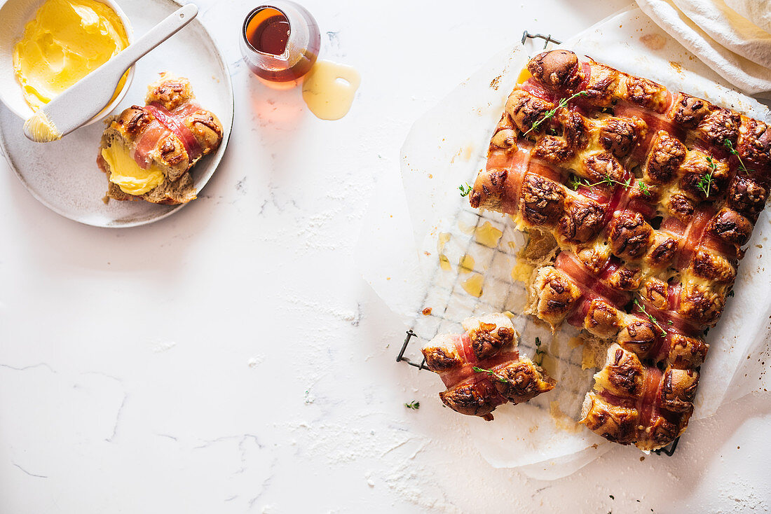 Savoury hot cross buns with bacon and cheese