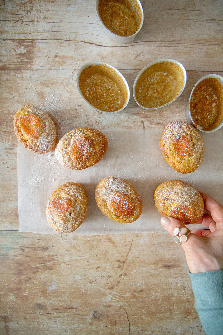 Coconut and apricot friands