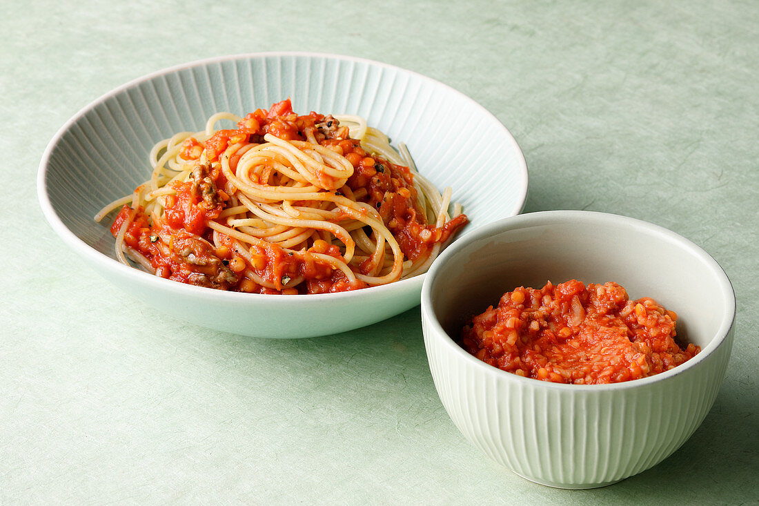 Vegetable bolognese for mother and baby