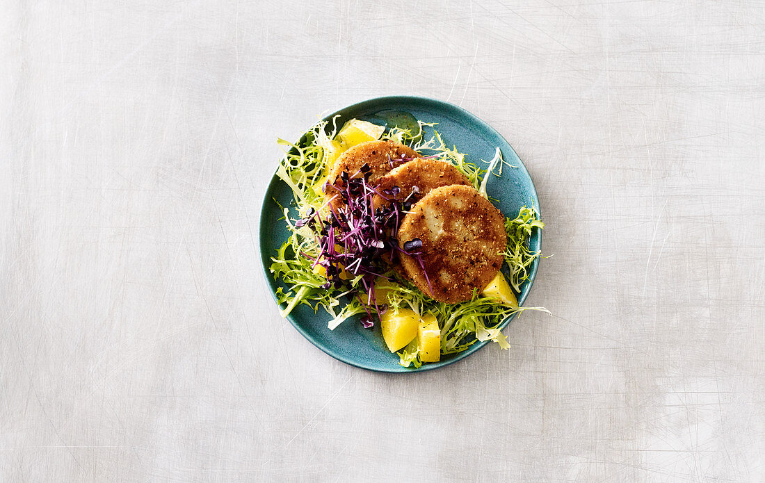 Sellerie-Nuss-Schnitzel mit Orangensalat