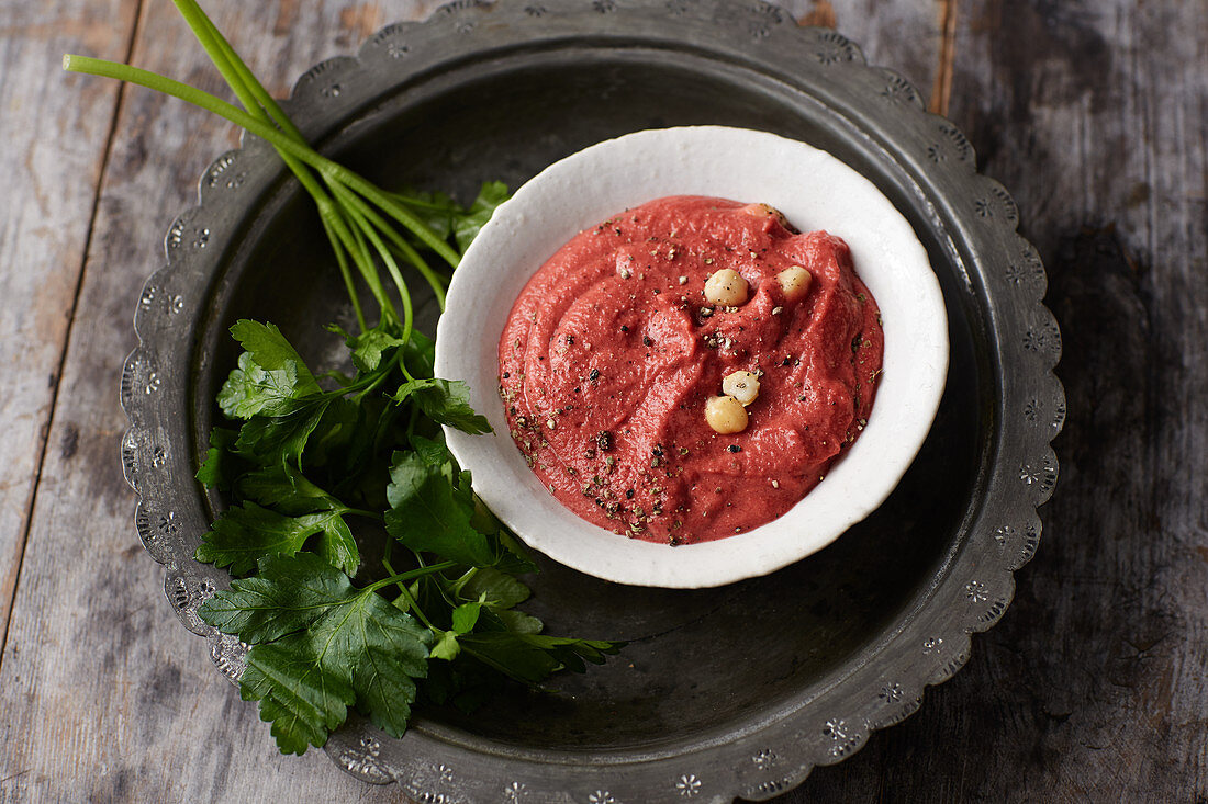 Rote-Bete-Hummus