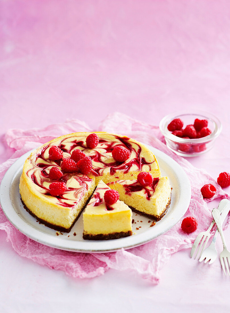 Raspberry Swirled Cheesecake (Gluten-Free)