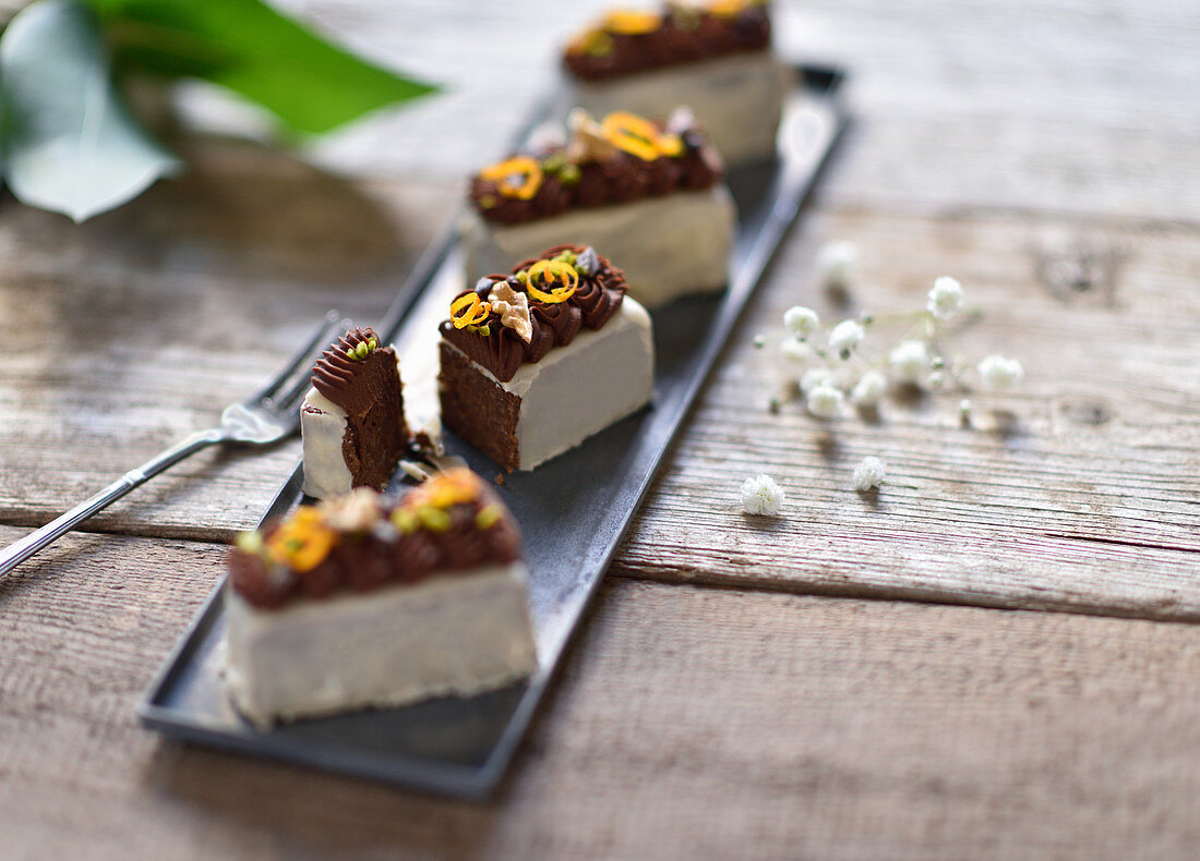 Vegan Earl Gray chocolate bars with white chocolate and dark bitter ganache