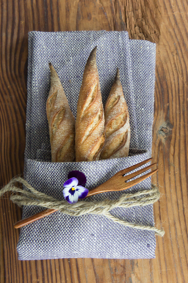 Spitzbrot in Stofftasche