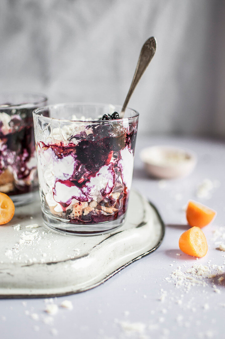 Blueberry-coconut cheesecakes with cottage cheese, honey, coconut shortbread cookies