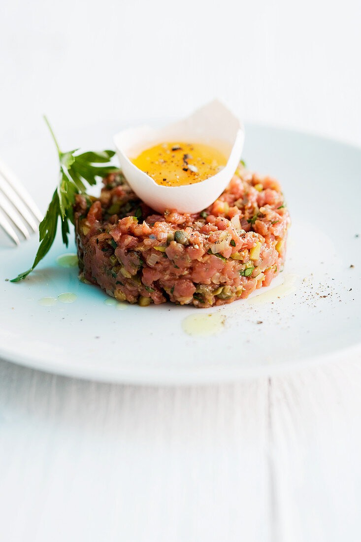 Beef tartare with a raw egg
