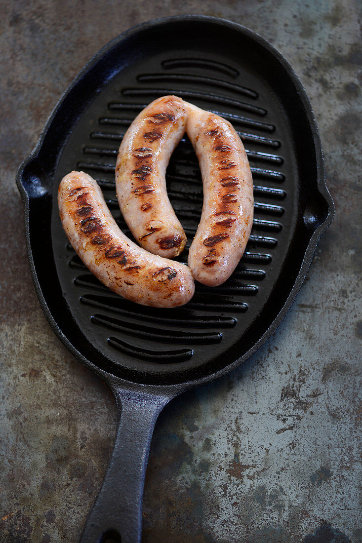 Sausages in a grill pan