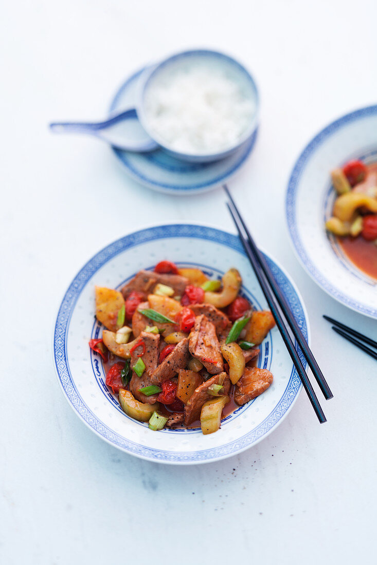 Sweet and sour pork with rice (China)