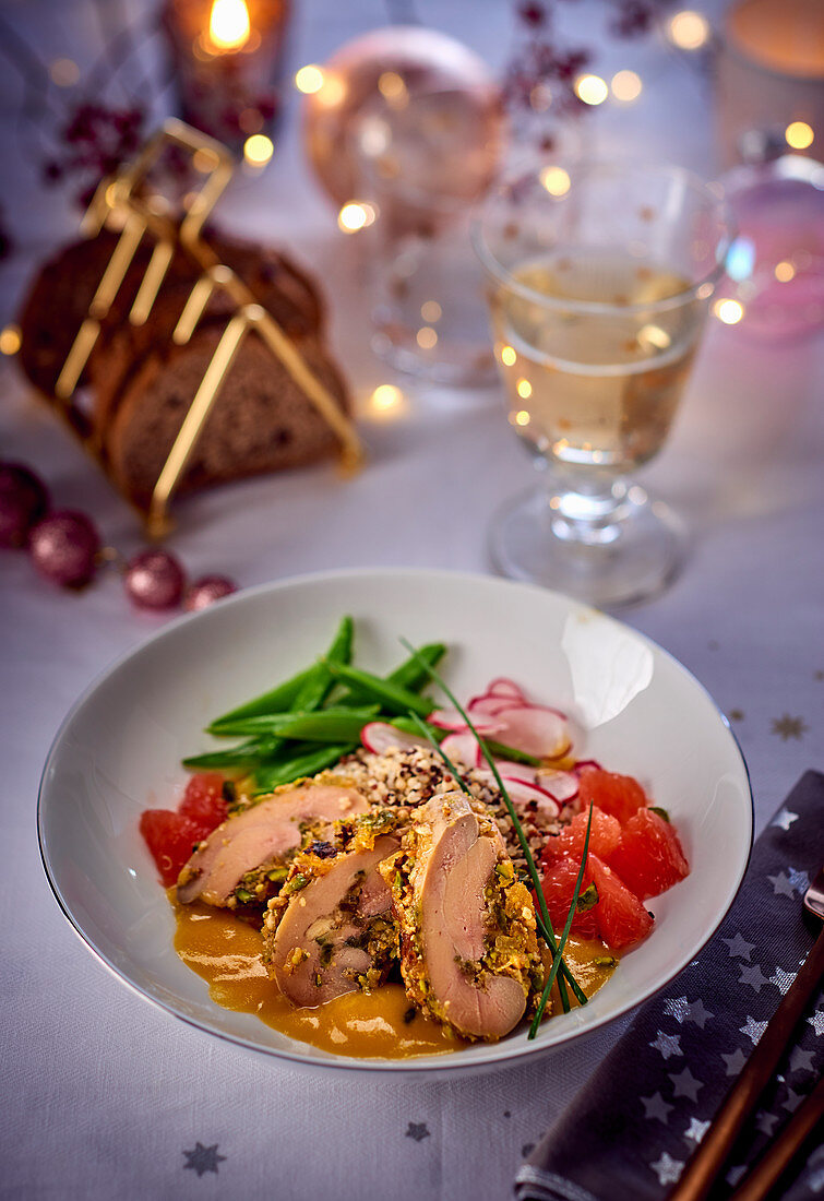 Pochierte Gänseleber mit Mandarinenjus zu Weihnachten