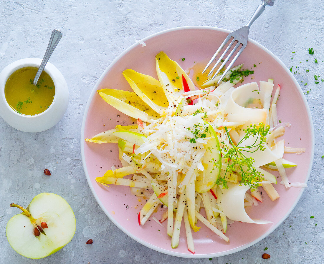Chicory and apple salad with a herb dressing