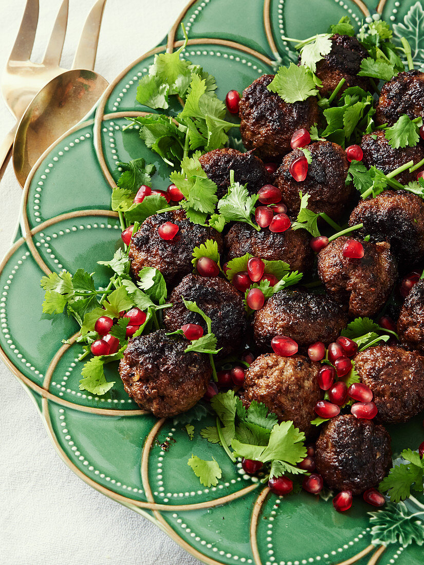 Meatballs with coriander and pomegranate seeds