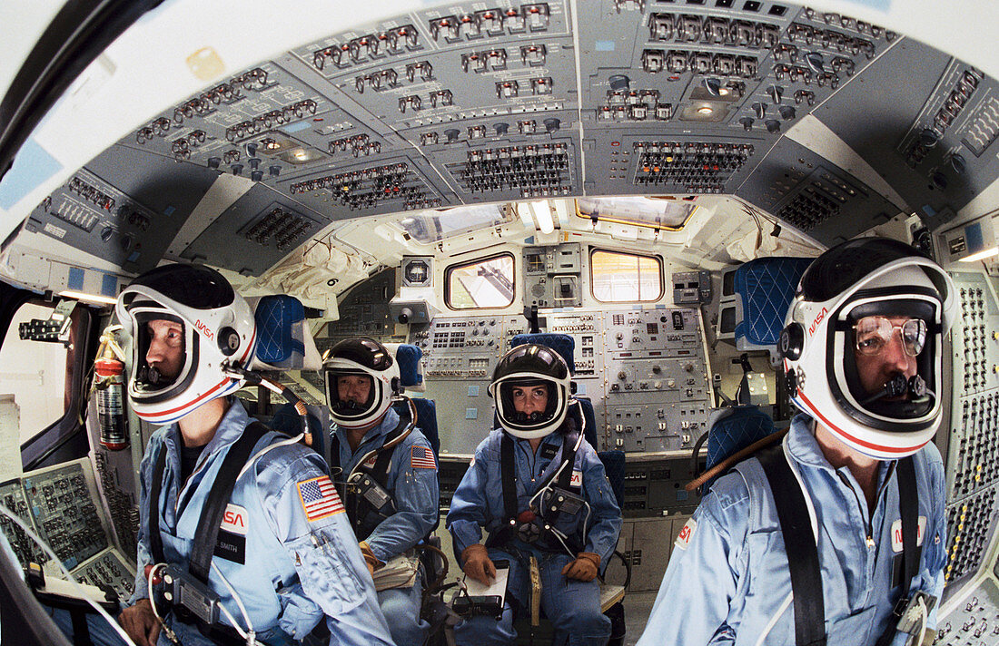 Shuttle Mission Simulator, STS-51L, 1985