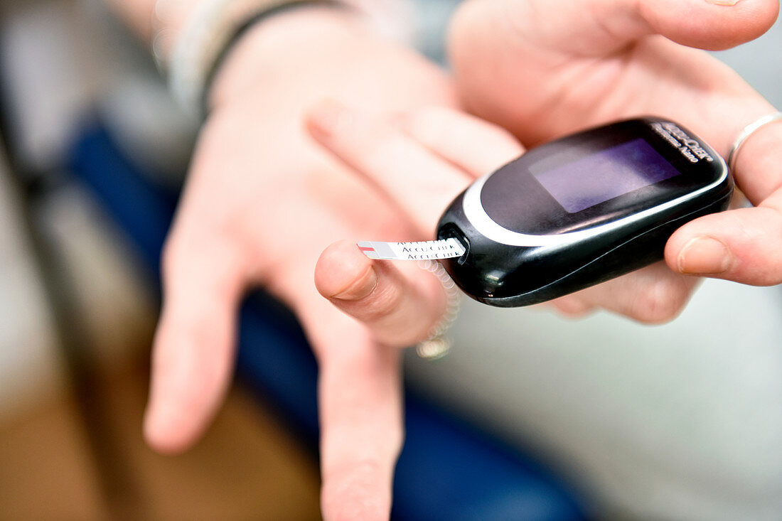 Blood sugar monitoring in diabetes