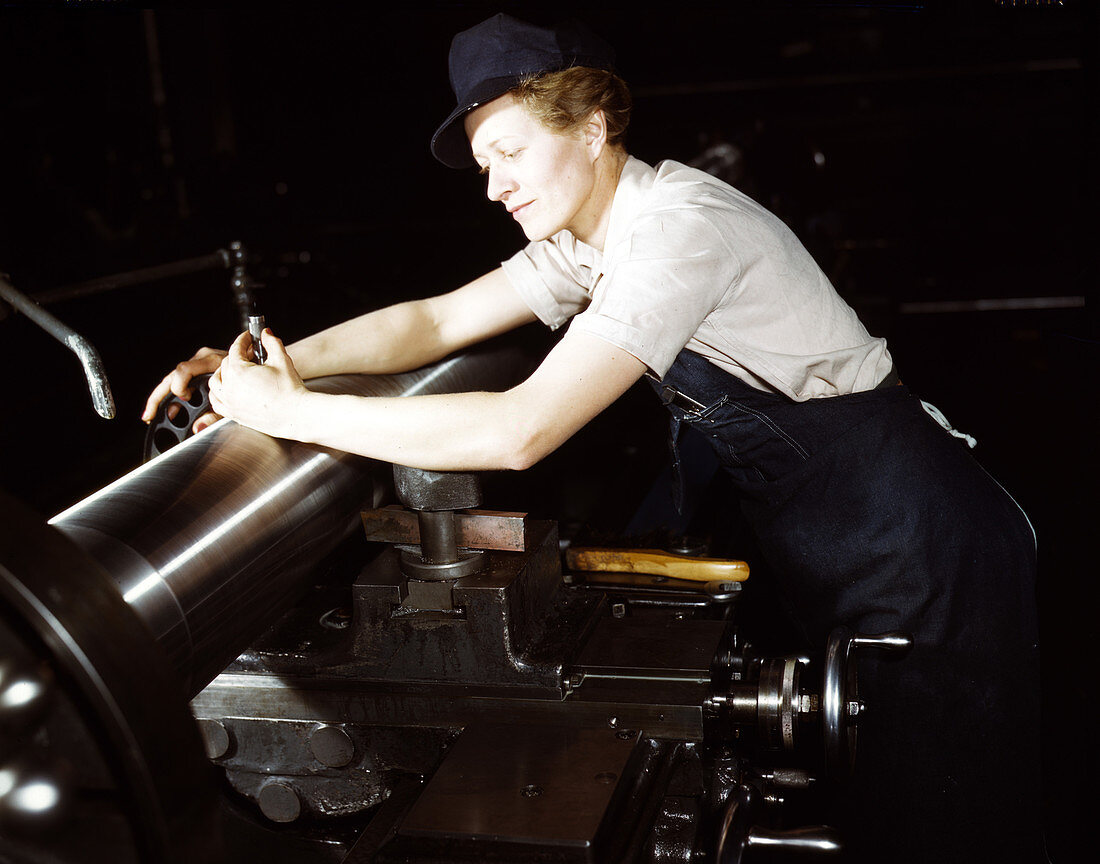 WWII, Woman Checks Howitzer M7, 1943