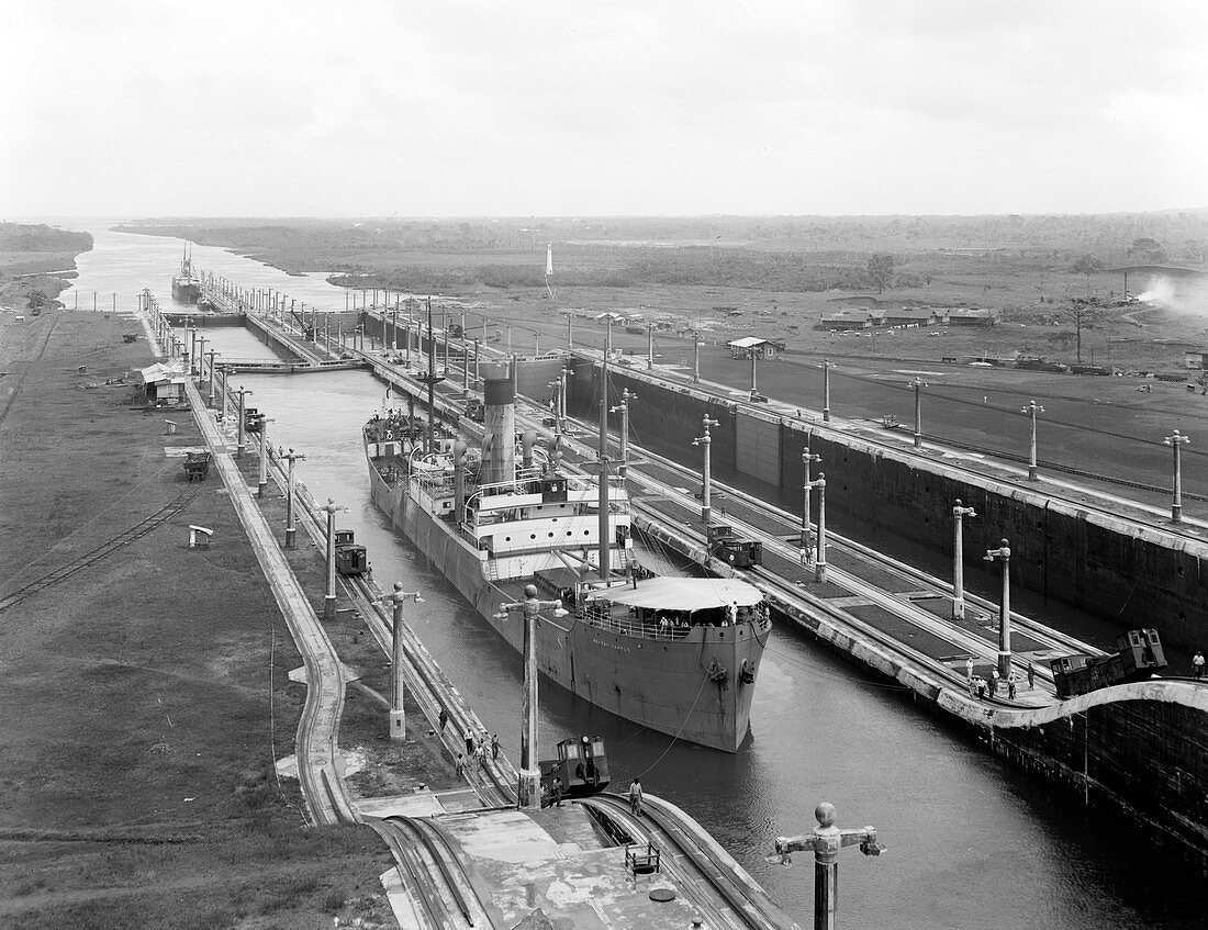 Gatun Lock, Panama Canal, c. 1915