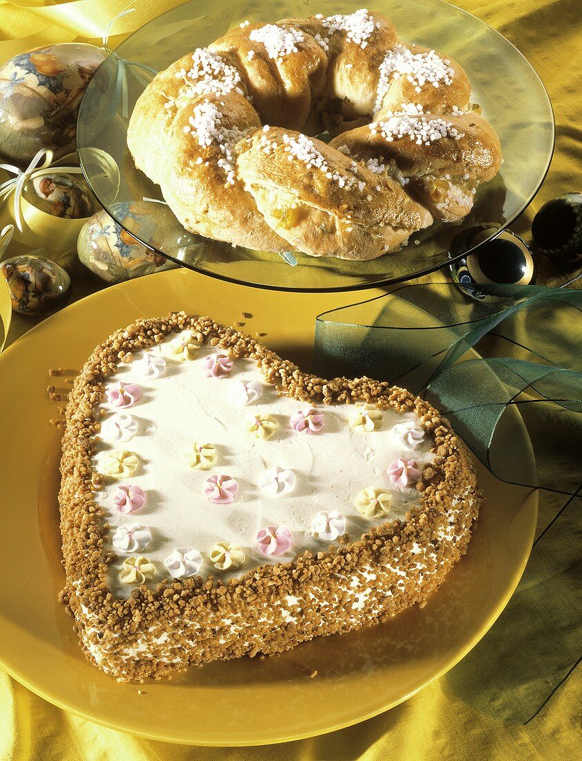 Krokantherzkuchen & Hefekranz