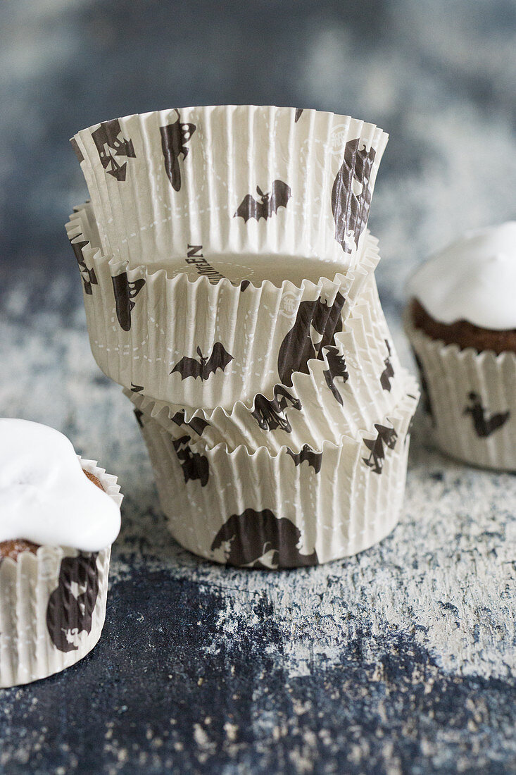 Halloween chocolate muffins with icing