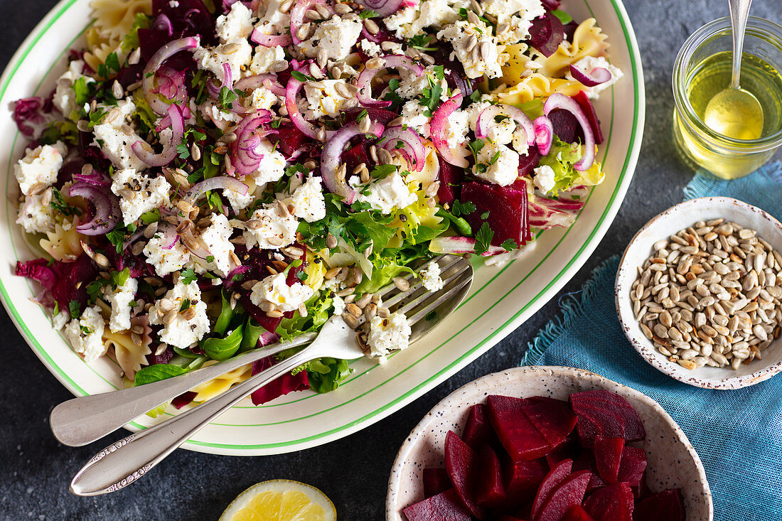 Pasta and beetroot salad with feta
