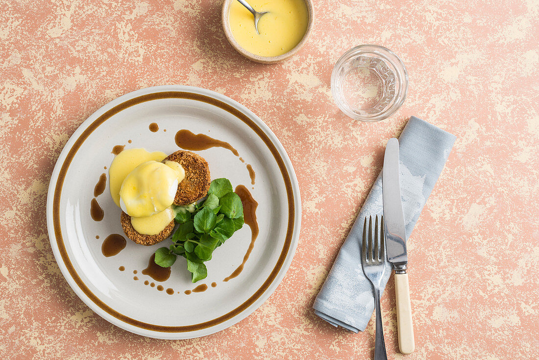 Eggs Benedict with Hollandaise sauce