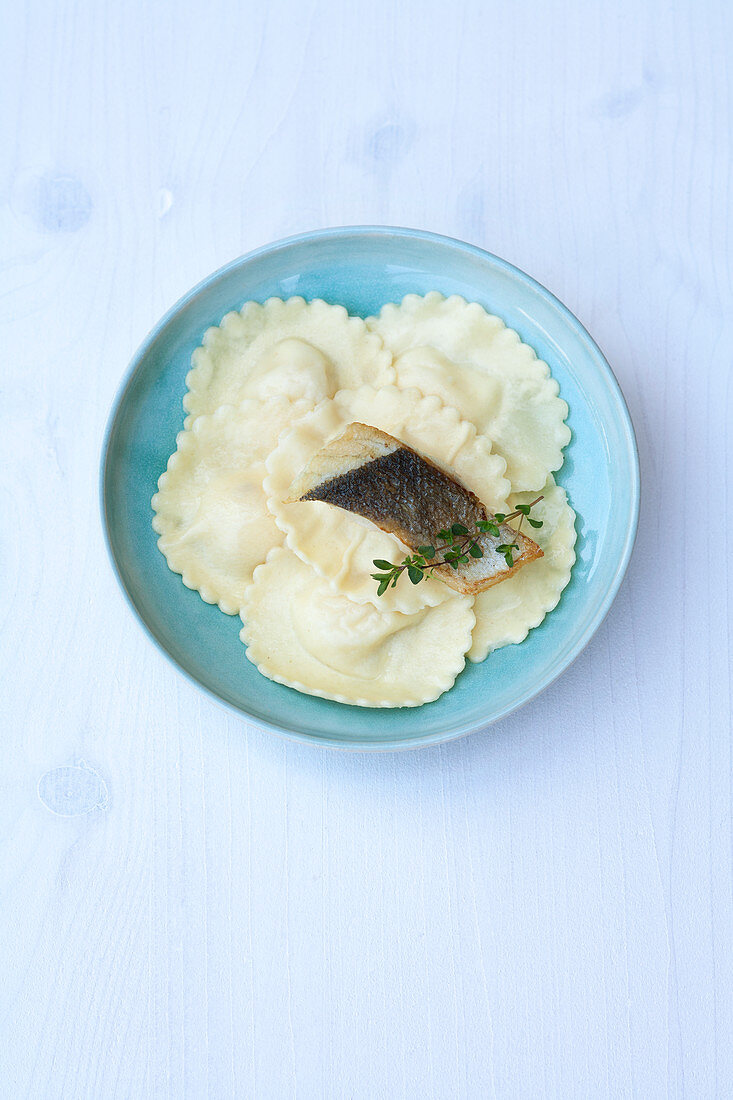 Ravioli al branzino e limone – branzano ravioli in lime butter