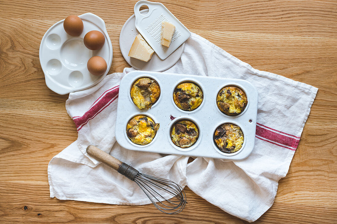 Mini-Frittatas mit Pilzen